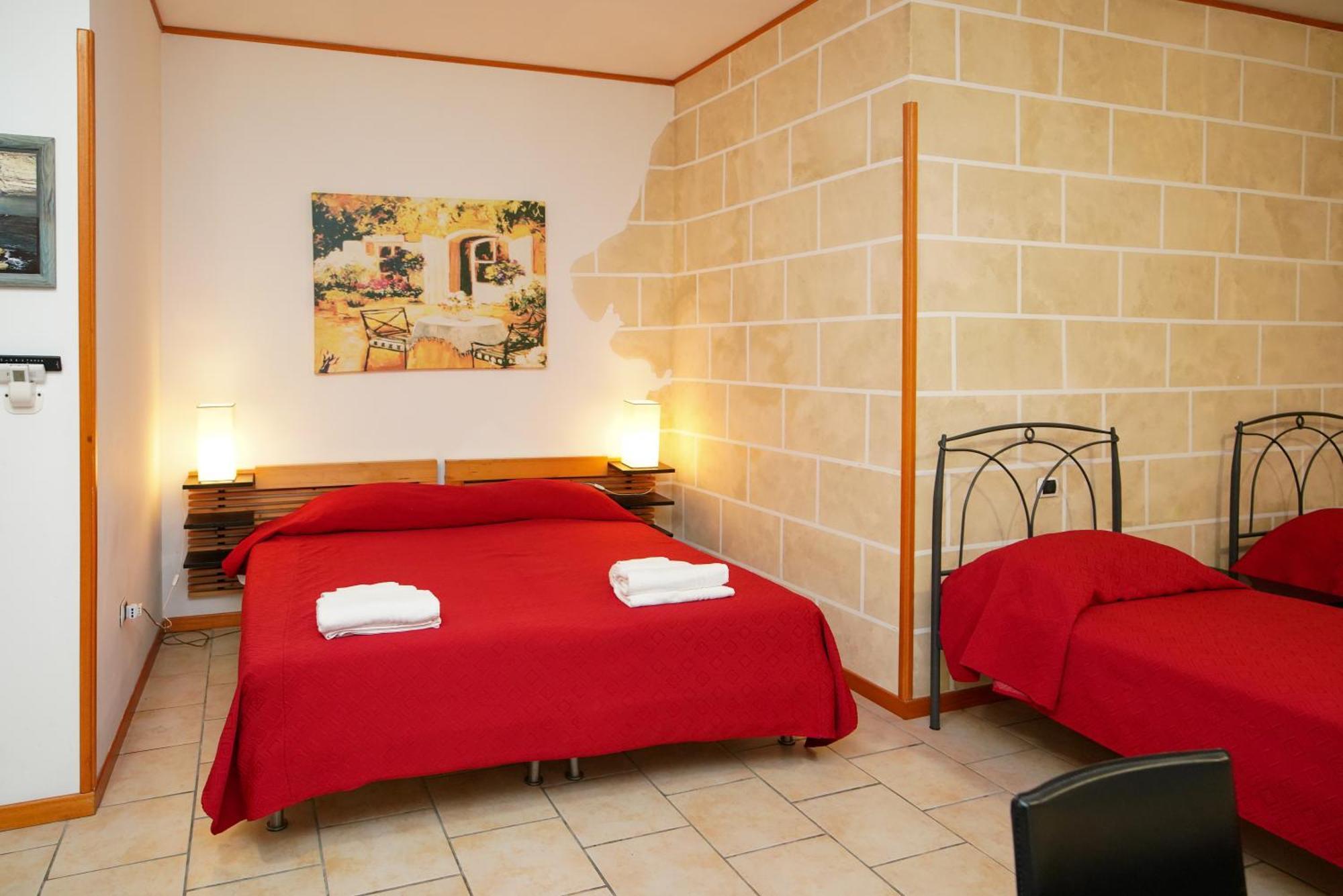 Residence Lupiae Lecce Eksteriør billede