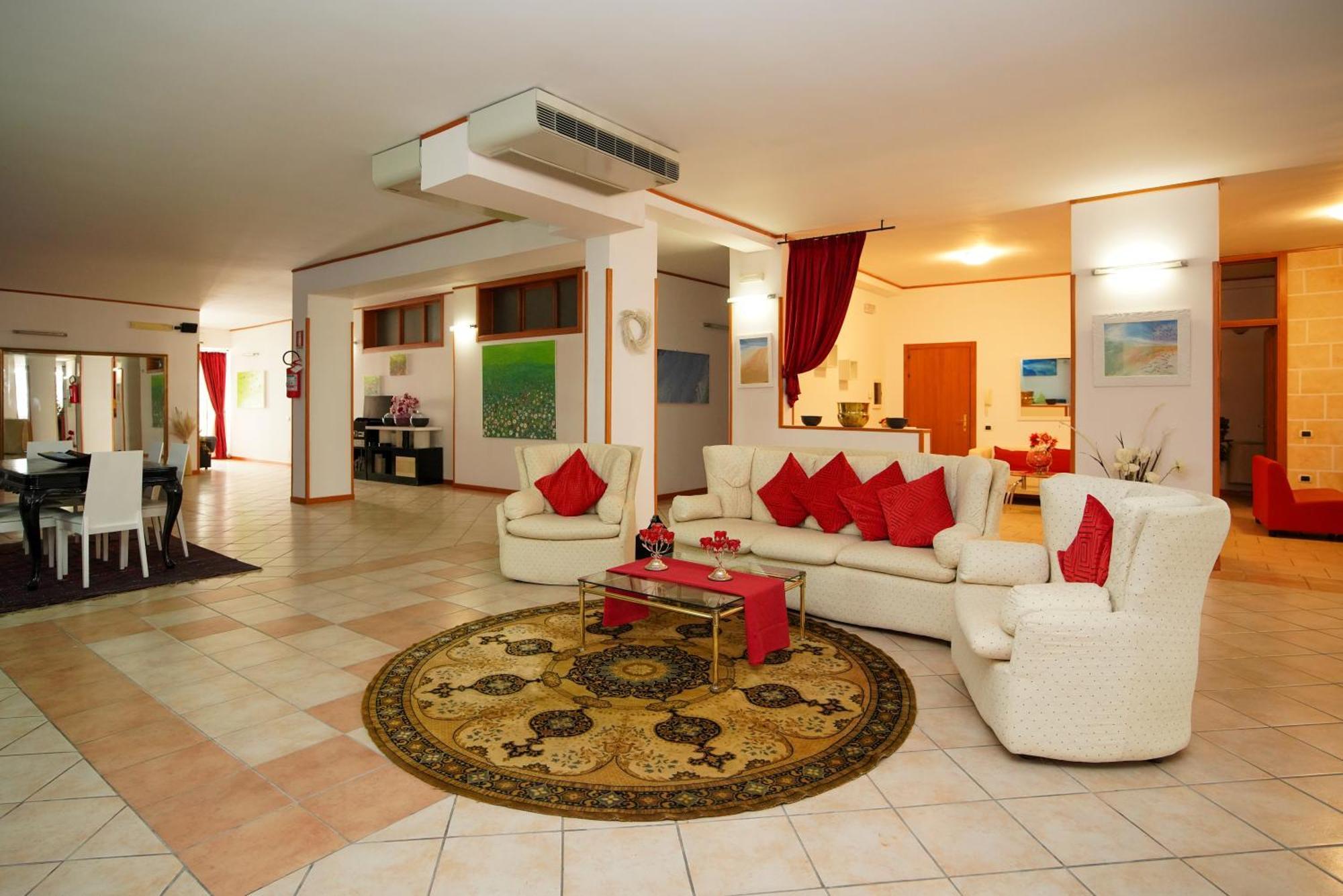 Residence Lupiae Lecce Eksteriør billede